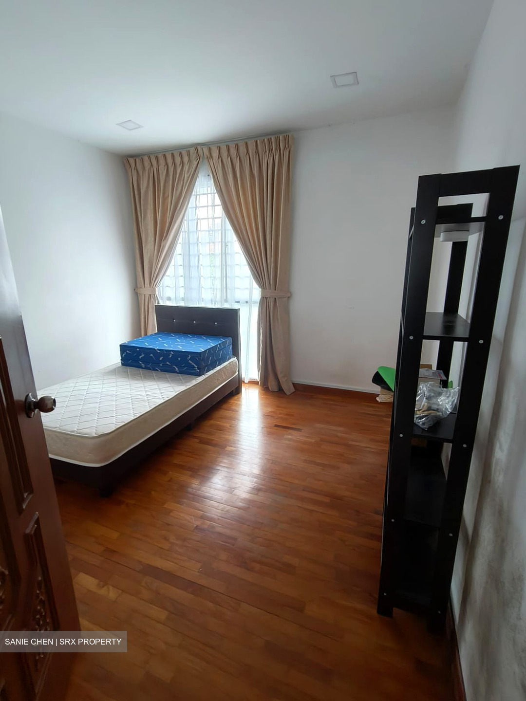 Serangoon Park (D13), Terrace #506395621